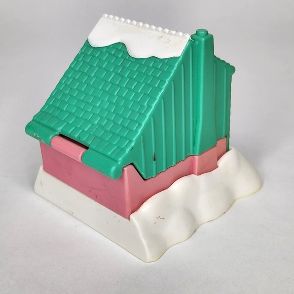 Vintage Polly Pocket McDonalds Holiday Winter Ski Chalet Cottage 1995 - Picture 3 of 5